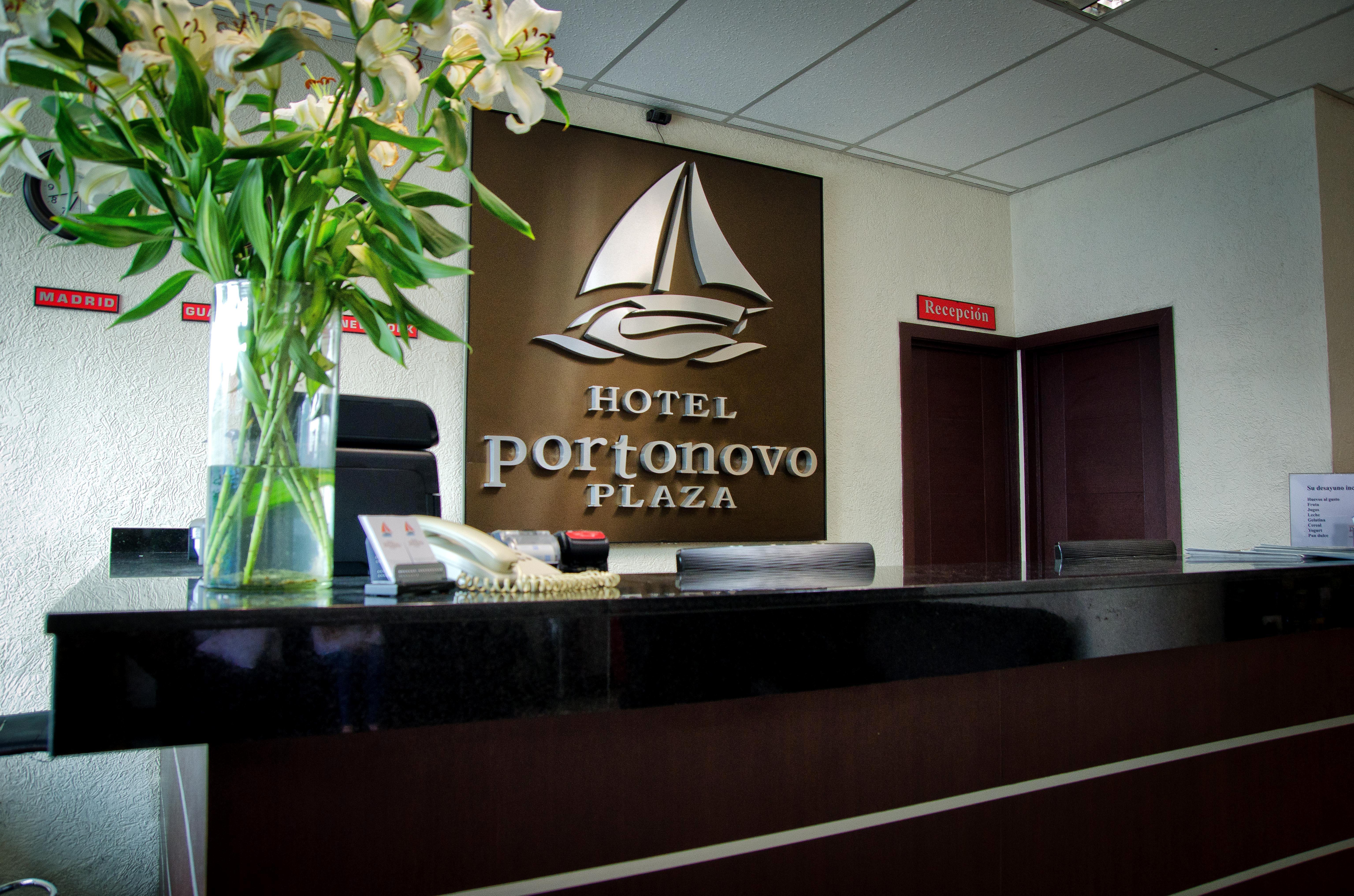 Hotel Portonovo Plaza Centro Guadalajara Exteriör bild