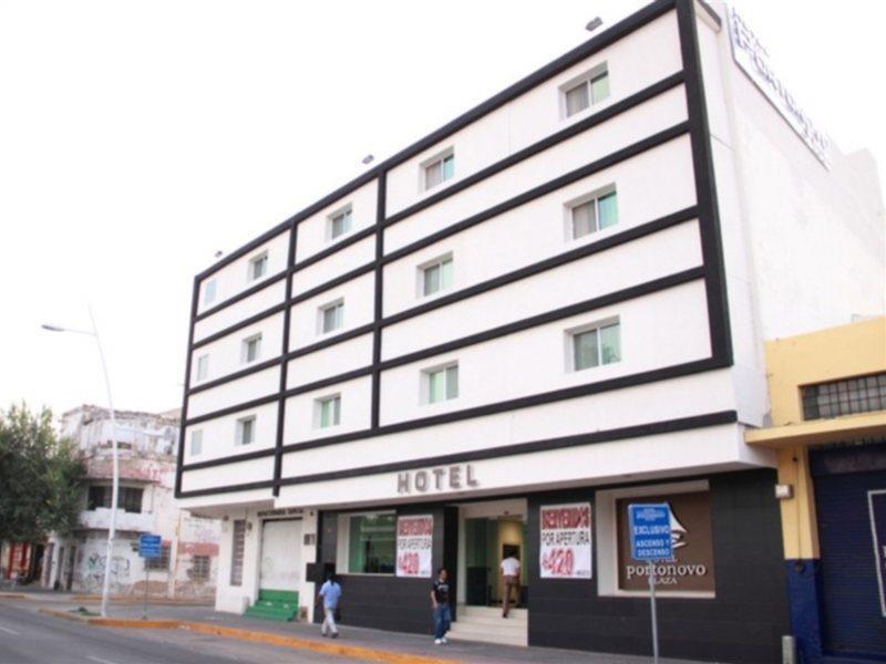 Hotel Portonovo Plaza Centro Guadalajara Exteriör bild