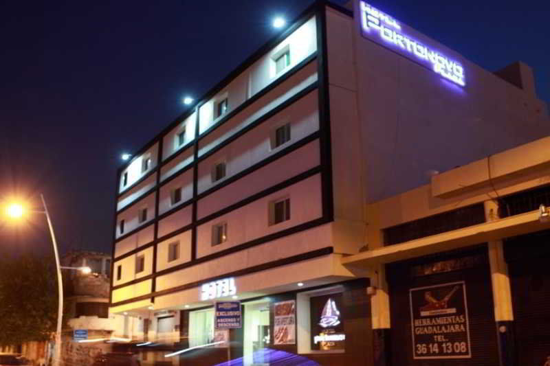 Hotel Portonovo Plaza Centro Guadalajara Exteriör bild