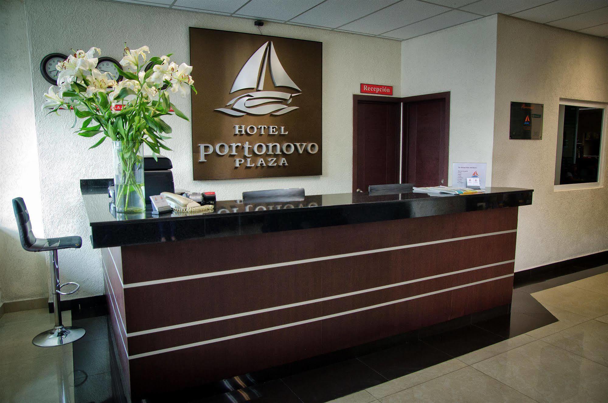 Hotel Portonovo Plaza Centro Guadalajara Exteriör bild